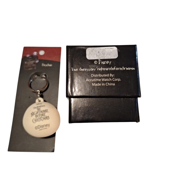 Disney The Nightmare Before Christmas set. NWT watch and keychain - Picture 3 of 4